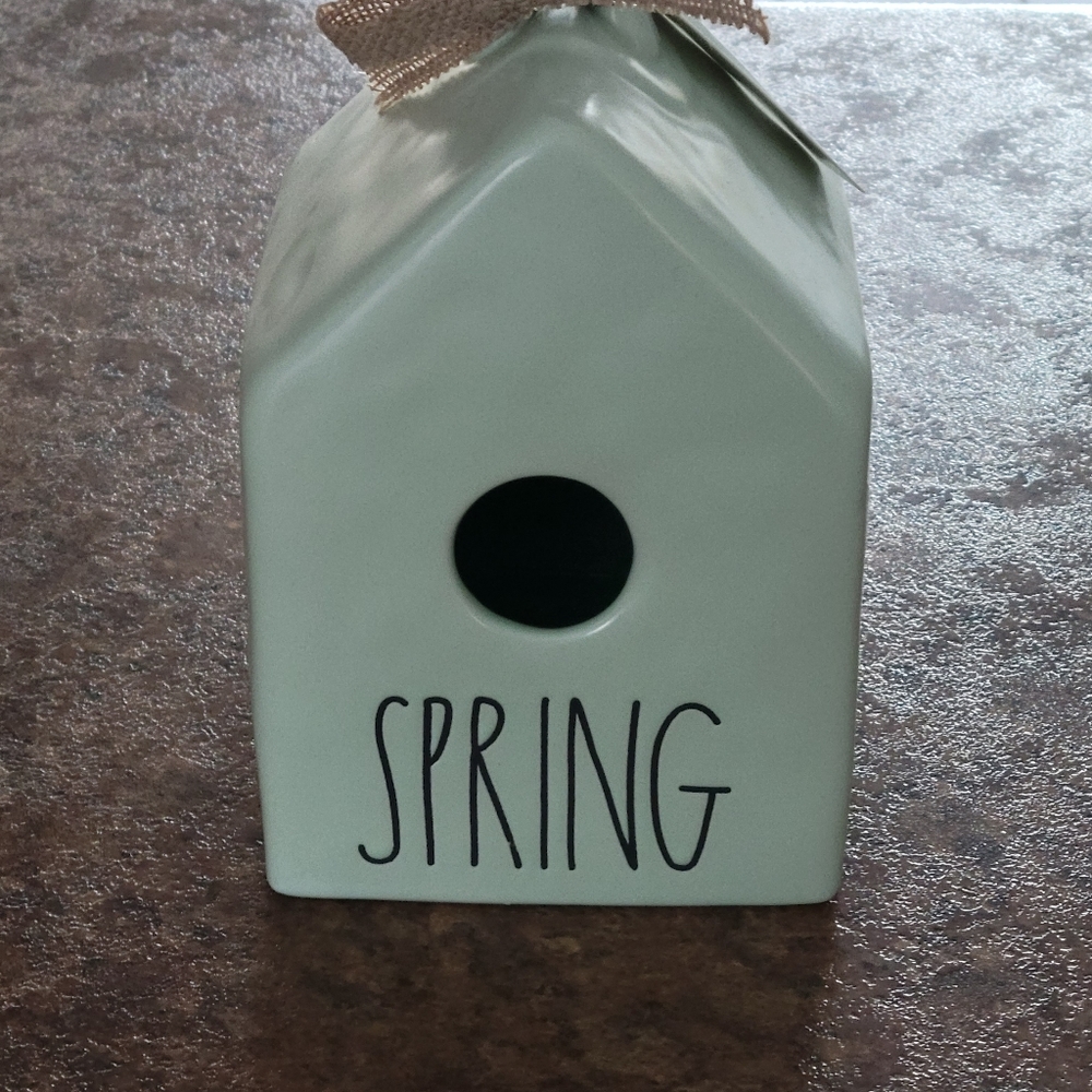 NWT Spring Rae Dunn Birdhouse - Picture 2 of 3